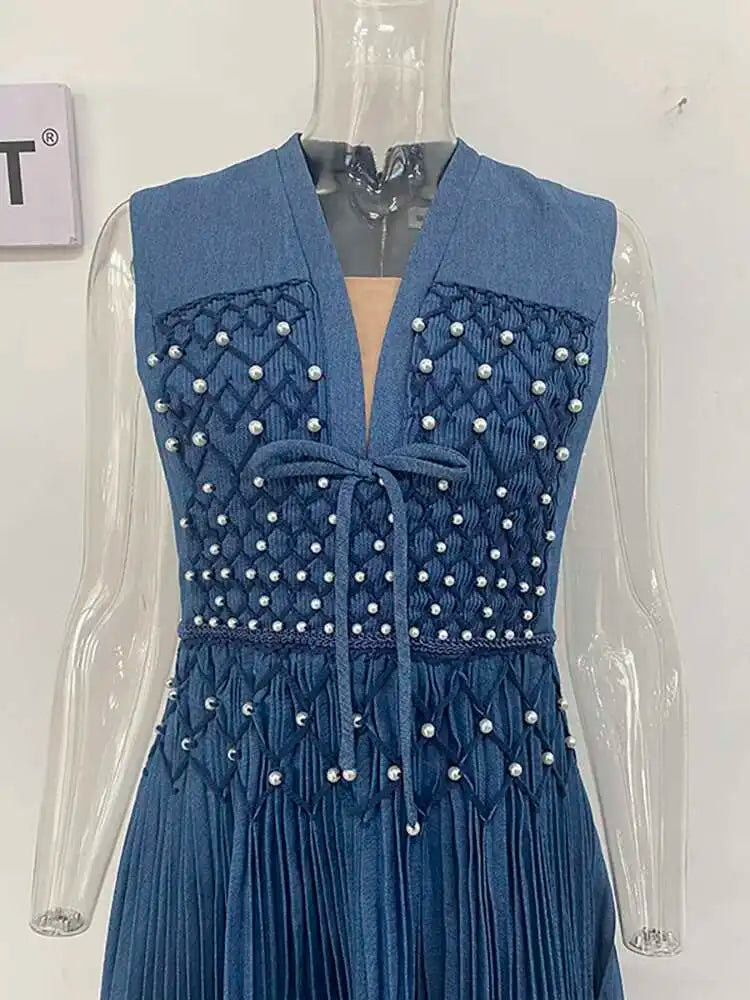 DEAT Elegant Dress Sleeveless Deep V-neck Spliced Panelled Weave Pleated Women's Party Dreeses 2025 Autumn New Fashion13DB1534